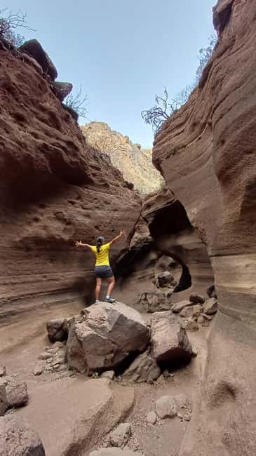 Maspalomas: Barranco de las Vacas & Caves with Sky Rebels - Barranco de las Vacas: The Canyon That Looks Otherworldly