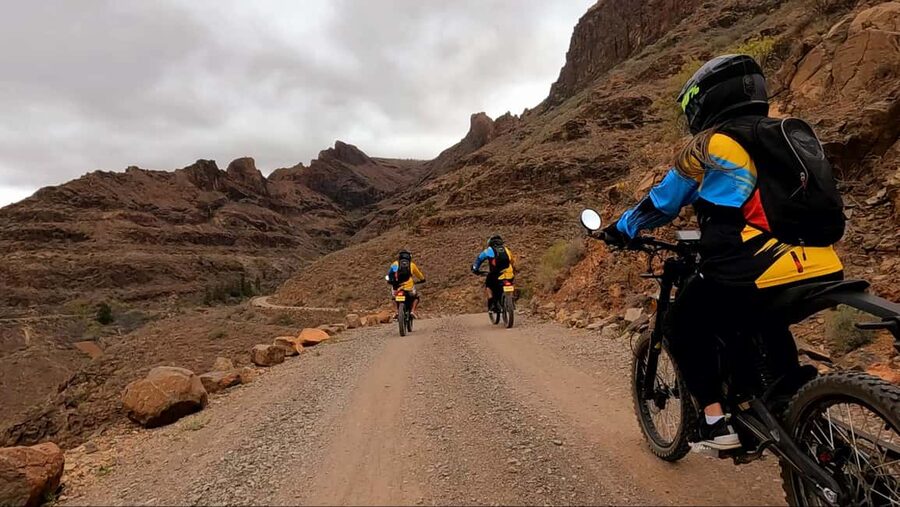 Maspalomas: Guided Offroad Tour on Electric Enduro Motorcycles - Key Things That Make This Maspalomas Electric Enduro Tour Worth It