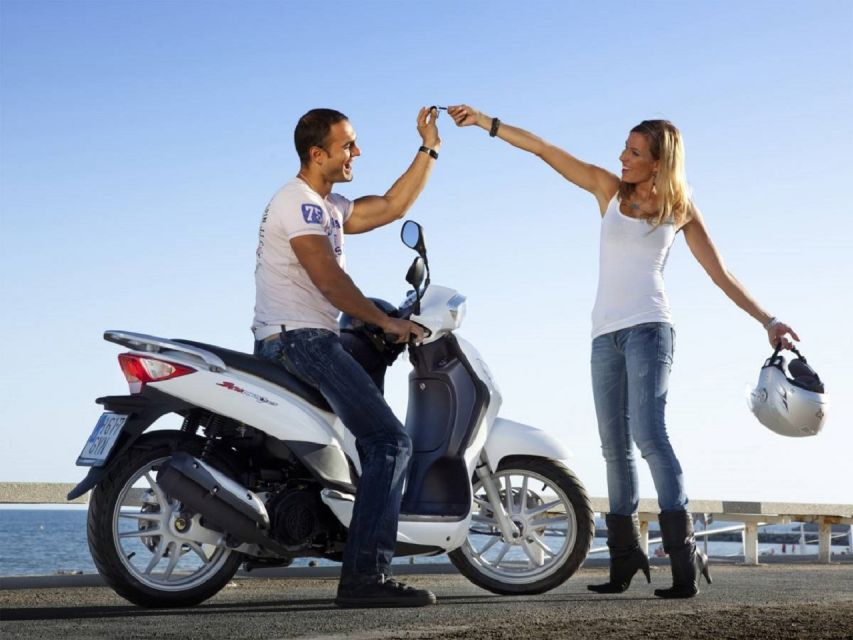 Maspalomas : Rent 7 hours - 7 Days a 125 cc Petrol Scooter - Scooter rules that matter on the road (and in real life)