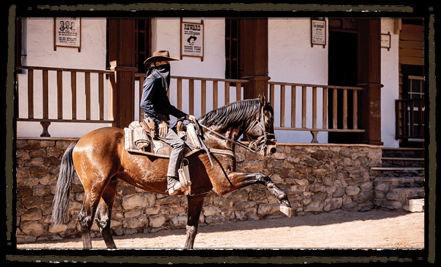 Maspalomas: Tickets to Sioux City Park - Dressing Up as a Cowboy or Indian: Extra Fun With Real Photos