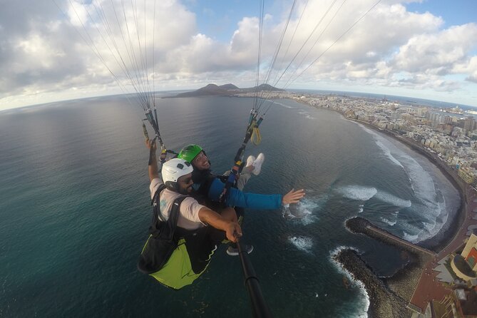 Paragliding flights Las Palmas de Gran Canaria - Takeoff and Landing: Wide, Unobstructed, and Calm by Design