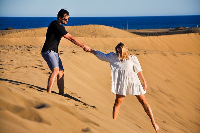 Photoshoot at Dunas Maspalomas in Desert Beach Ocean View - Dunes access rules and weather can change the plan