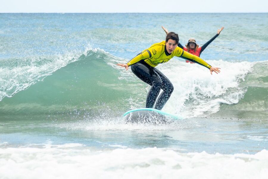 Playa del Inglés Maspalomas: High Quality Surf Classes - How the instructors keep you surfing, not just trying