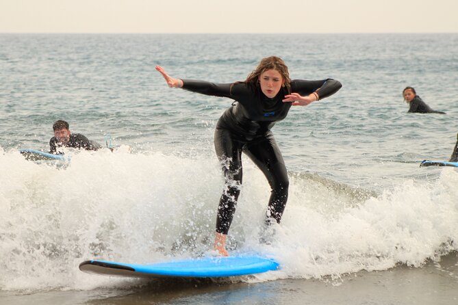 Premium Surf Course in Gran Canaria - Equipment, insurance, and what’s truly included