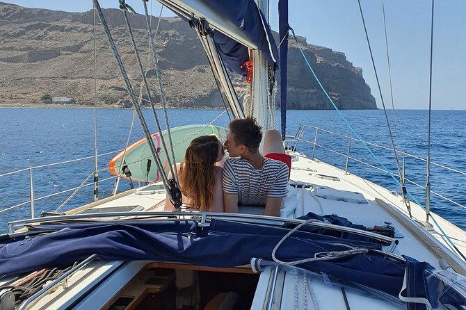 Private 3-hours afternoon SailingTour and Snorkeling with Food and Drinks - Food and drinks on a yacht: the value is in the simplicity