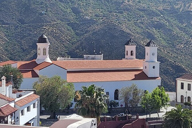 Private Excursion The mountains of Gran Canaria for 2 to 4 people - Tejeda, one of Spain’s most beautiful village stops plus tapas lunch