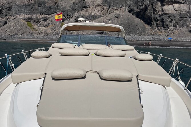 Private Yacht Tour with Drinks Lunch and Snorkel Gran Canaria - Mogan photo time: short, scenic, and worth stepping into