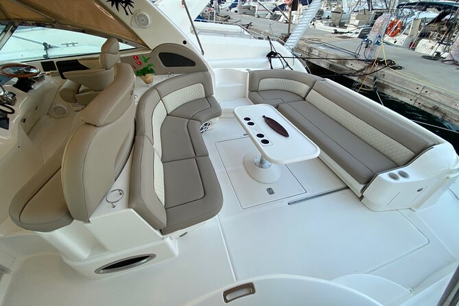 Private Yacht Tour with Drinks Lunch and Snorkel Gran Canaria - Snacks and drinks: what’s included, what costs extra
