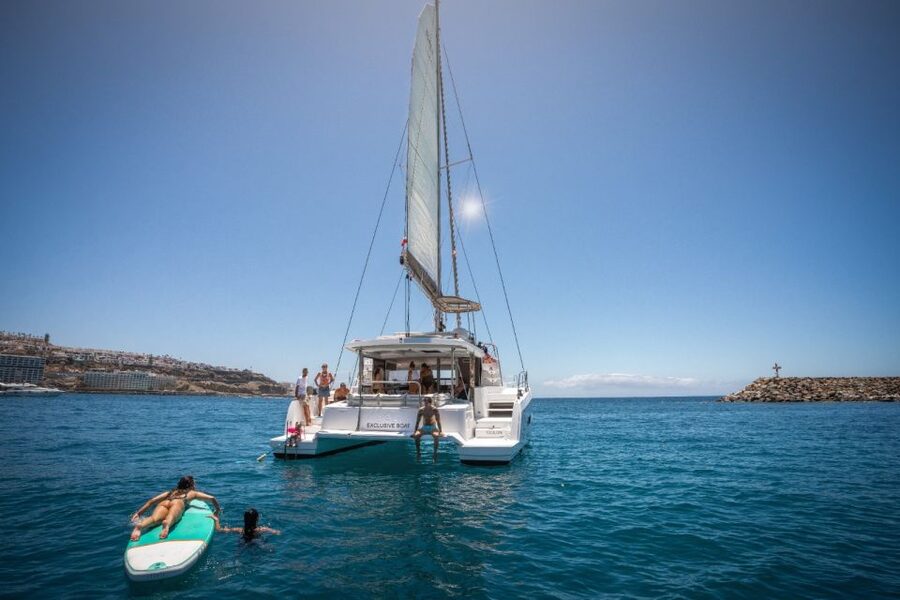 Puerto Rico de Gran Canaria: Private Catamaran Charter - Food and drinks onboard: included comfort, not a surprise bill