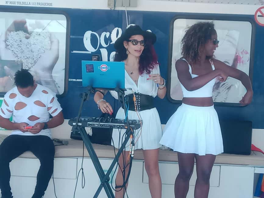Puerto Rico, Las Palmas: Boat Party - Drinks and the food question: Basic vs Full Package