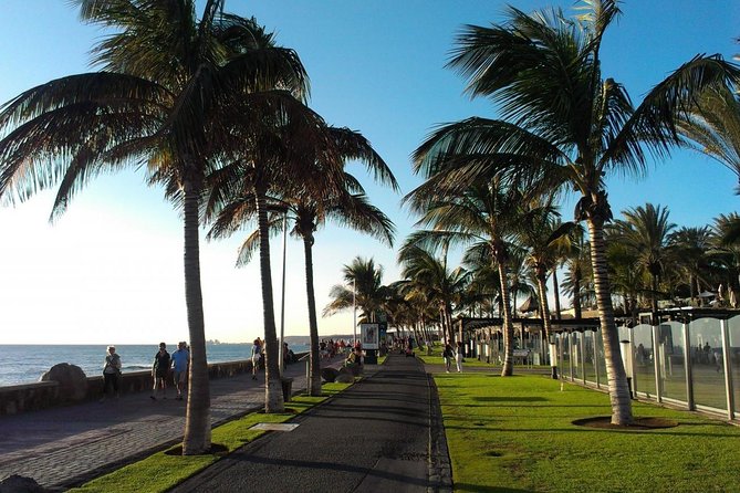 Rent a Mountain Bike from 4 hours until 7 Days explore Maspalomas - Punta Mujeres, La Charca, and Meloneras Beach: Small Stops, Big Atmosphere