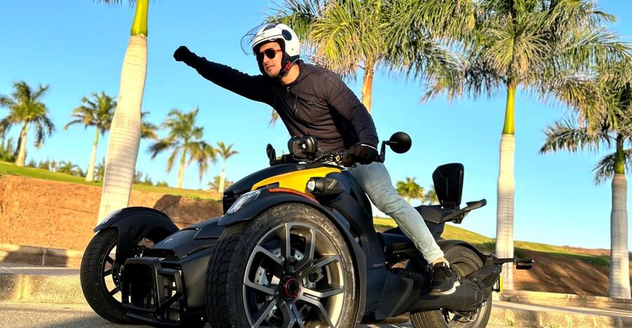 Ryker Moto Tour (buggy / quad for Road): Maspalomas - Maspalomas stops that actually feel like Maspalomas: Faro and La Charca