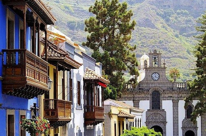 Teror and San Mateo Markets - Gran Canaria - The Drive Between Towns: Air-Conditioned Comfort and Scenery