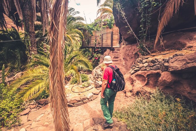 The Red Canyon Tour - Small Group Trip with Local Food Tasting ツ - La Fortaleza de Ansite: cave dwellings, a short hike, and that back-in-time feeling