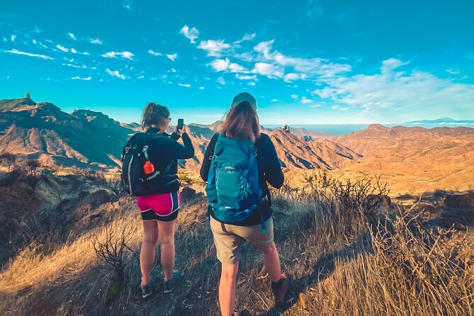 The Volcano Heart Tour: Hiking, Tasting and Sunset Experience - Cruz de Tejeda: culture, market-style browsing, and the best break of the day