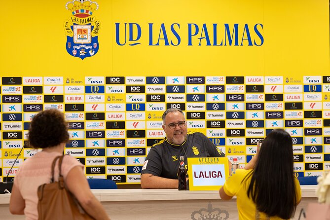 Tour UD Las Palmas Gran Canaria Stadium - Tunnel to the pitch: the moment the stadium becomes real