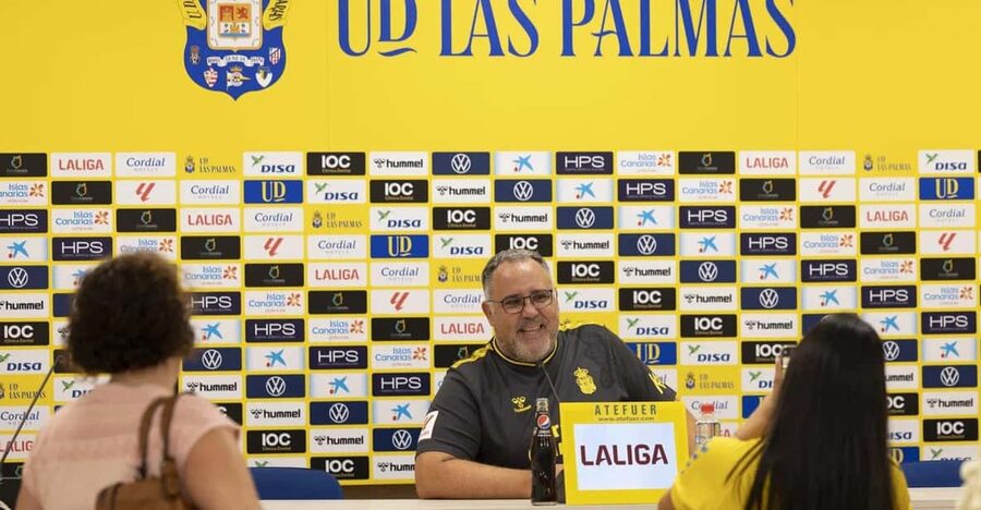 UD Las Palmas Gran Canaria Stadium Guided Tour - Who should book this UD Las Palmas stadium tour