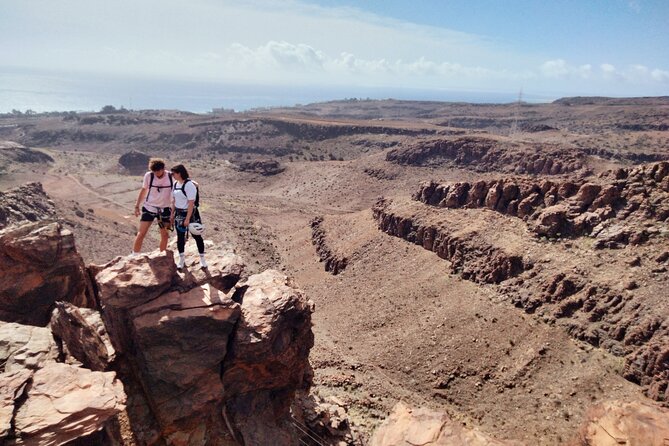 Via Ferrata Gran Canaria: Adventure Route for First Time Climbers - Views Over the Valley and Ocean: The Payoff Mid Climb