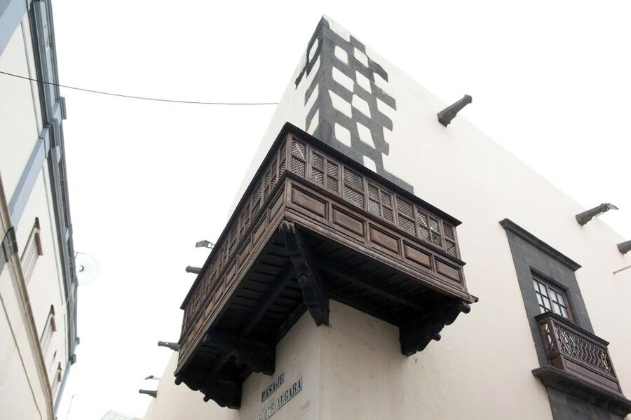 Walking tour Vegueta Old Town Las Palmas ( only in english) - English-only format, guides, and how to get the most from the hour